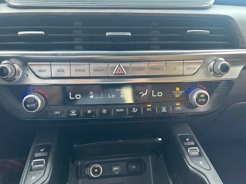 Used 2022 Kia Telluride SX FWD image 11