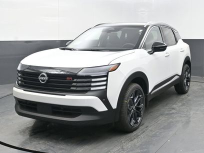 New 2025 Nissan Kicks SR w/ Illumination Package