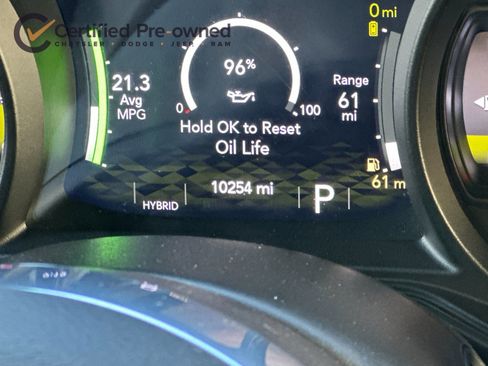 Used 2025 Jeep Wrangler Unlimited Sahara w/ Safety Group image 30