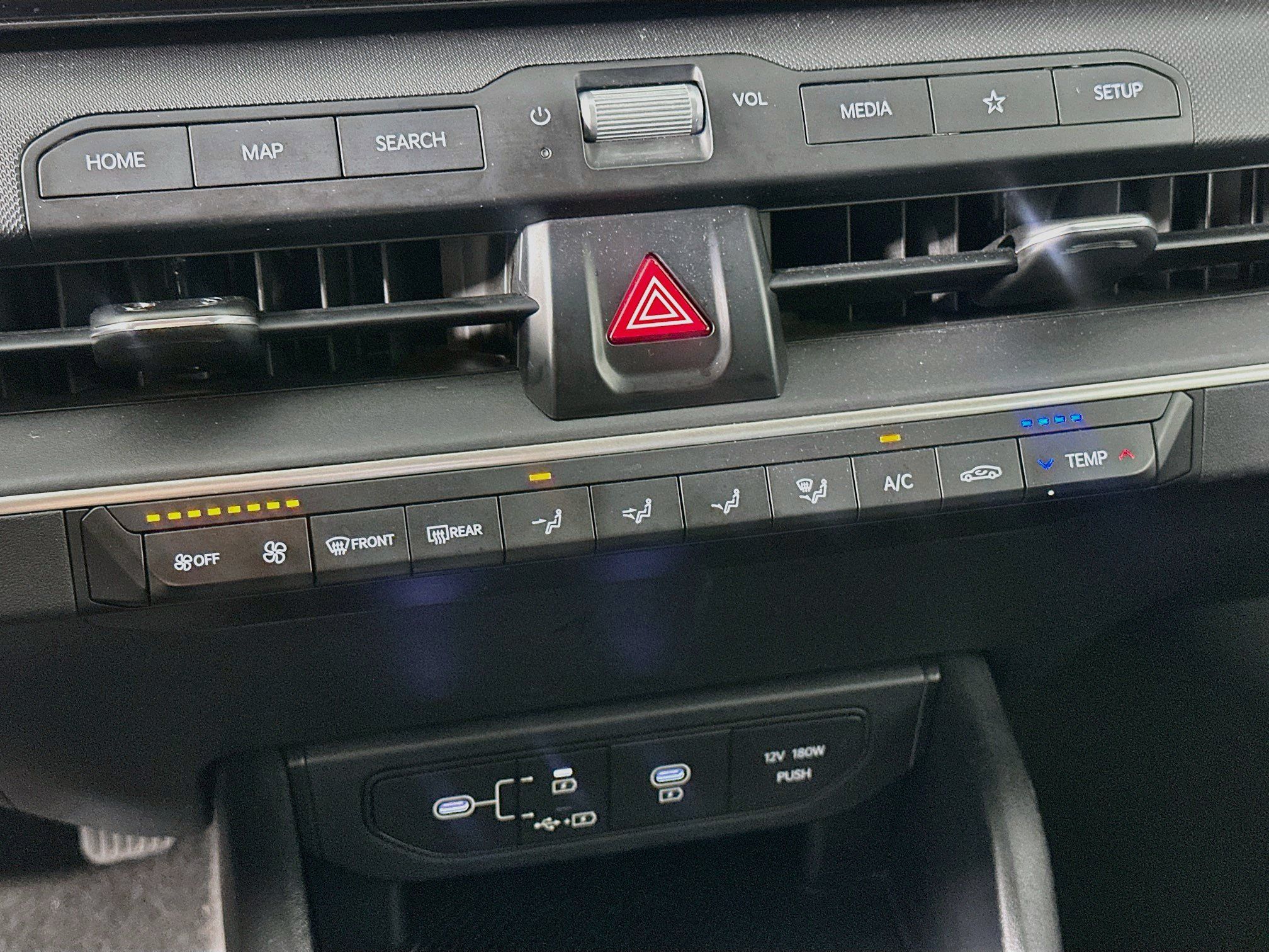 Used 2025 Kia K4 FWD image 24