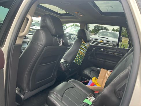 Used 2015 Buick Enclave Leather w/ Trailering Package AWD/4WD image 9