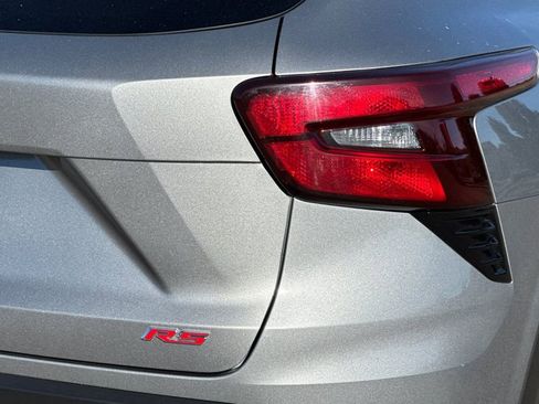 Certified 2024 Chevrolet Trax RS image 33