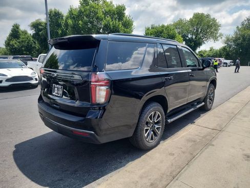 Certified 2022 Chevrolet Tahoe Z71 w/ Luxury Package AWD/4WD image 8