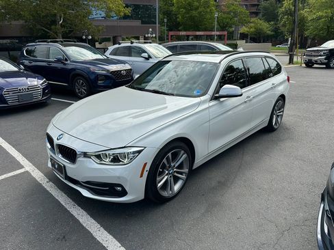 Used 2016 BMW 328d xDrive Wagon AWD/4WD image 4