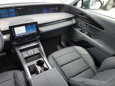 New 2026 Lincoln Nautilus Premier w/ Equipment Group 102A AWD/4WD image 16