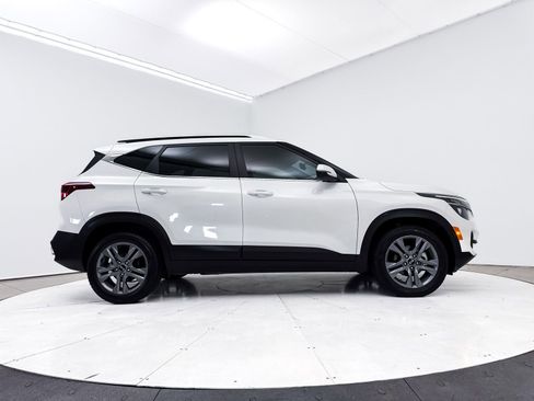 Used 2021 Kia Seltos S image 39