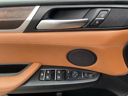 Used 2017 BMW X3 xDrive28i image 10