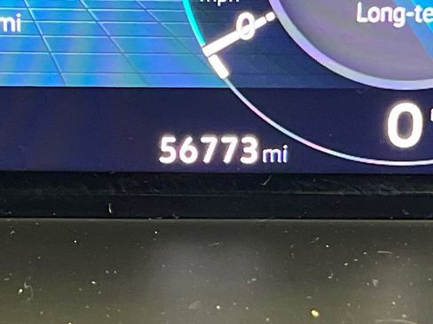 Certified 2024 Volkswagen Atlas Cross Sport SE image 24