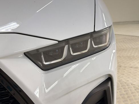Used 2024 Ford Mustang GT RWD image 11