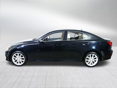 Used 2012 Lexus IS 250 image 4