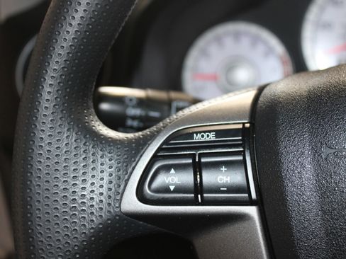 Used 2011 Honda Pilot EX image 13