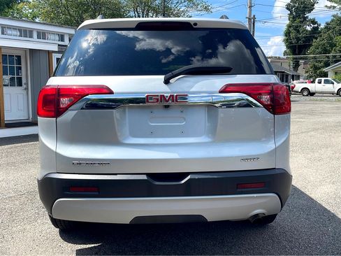 Used 2018 GMC Acadia SLE image 7
