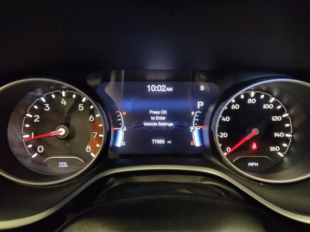 Used 2018 Jeep Compass Latitude w/ Popular Equipment Group FWD image 23