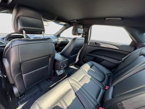 Used 2019 Lincoln MKZ Premiere AWD/4WD image 13