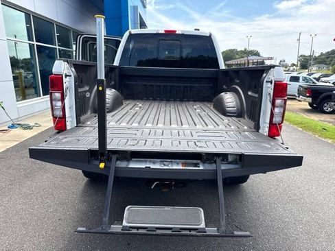 Used 2020 Ford F250 Lariat w/ Tremor Off-Road Package AWD/4WD image 23