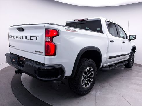 Used 2023 Chevrolet Silverado 1500 ZR2 w/ Technology Package AWD/4WD image 19