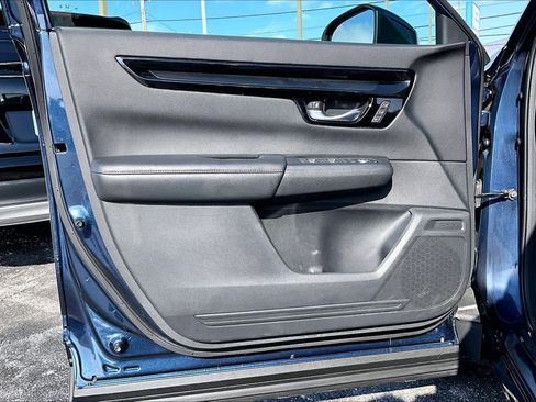 Used 2023 Honda CR-V EX-L image 22