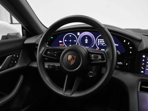 Certified 2025 Porsche Taycan AWD/4WD image 32