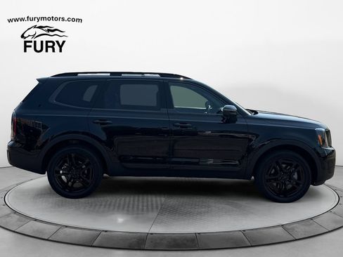 Used 2025 Kia Telluride EX X-Line AWD/4WD image 3