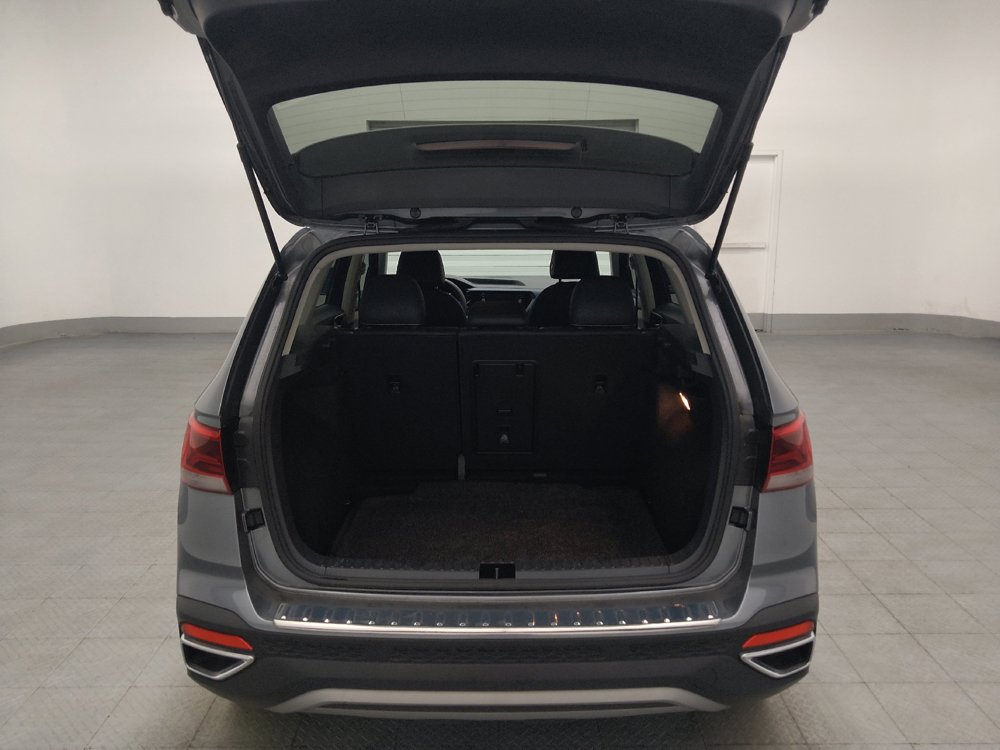 Used 2023 Volkswagen Taos SE FWD image 29