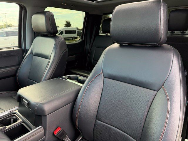 Used 2024 Ford F250 Lariat w/ Sport Appearance Package AWD/4WD image 12