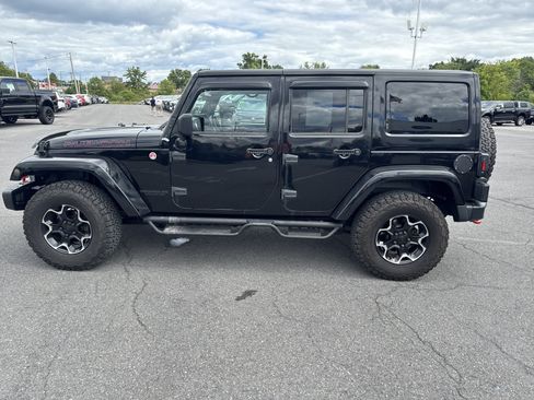 Used 2015 Jeep Wrangler Unlimited Rubicon AWD/4WD image 7
