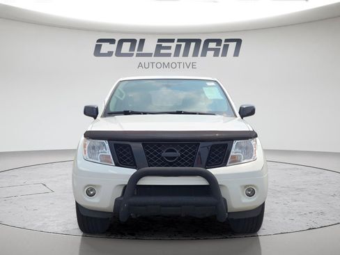 Used 2021 Nissan Frontier SV w/ Midnight Edition Floor Mats RWD image 2