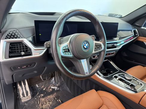 Certified 2024 BMW X5 xDrive50e w/ M Sport Package AWD/4WD image 4