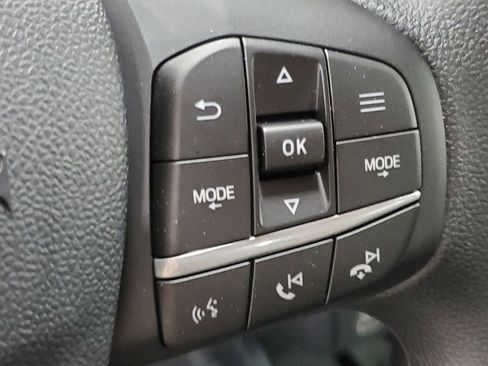 New 2025 Ford Maverick XL w/ Equipment Group 101A image 29