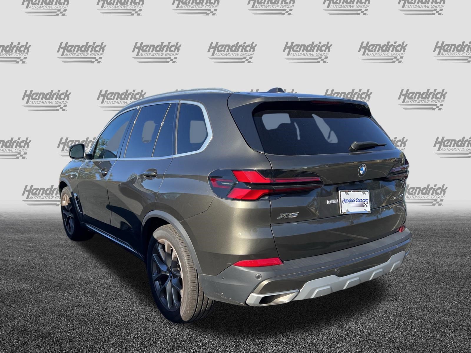 Certified 2024 BMW X5 xDrive40i w/ Premium Package AWD/4WD image 9