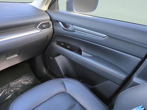 Used 2023 MAZDA CX-5 AWD 2.5 S w/ Premium Package image 13