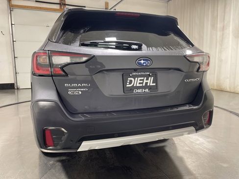 Used 2020 Subaru Outback Limited w/ Popular Package #2 image 6