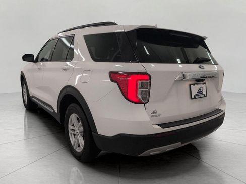 Used 2024 Ford Explorer XLT w/ Equipment Group 202A AWD/4WD image 21