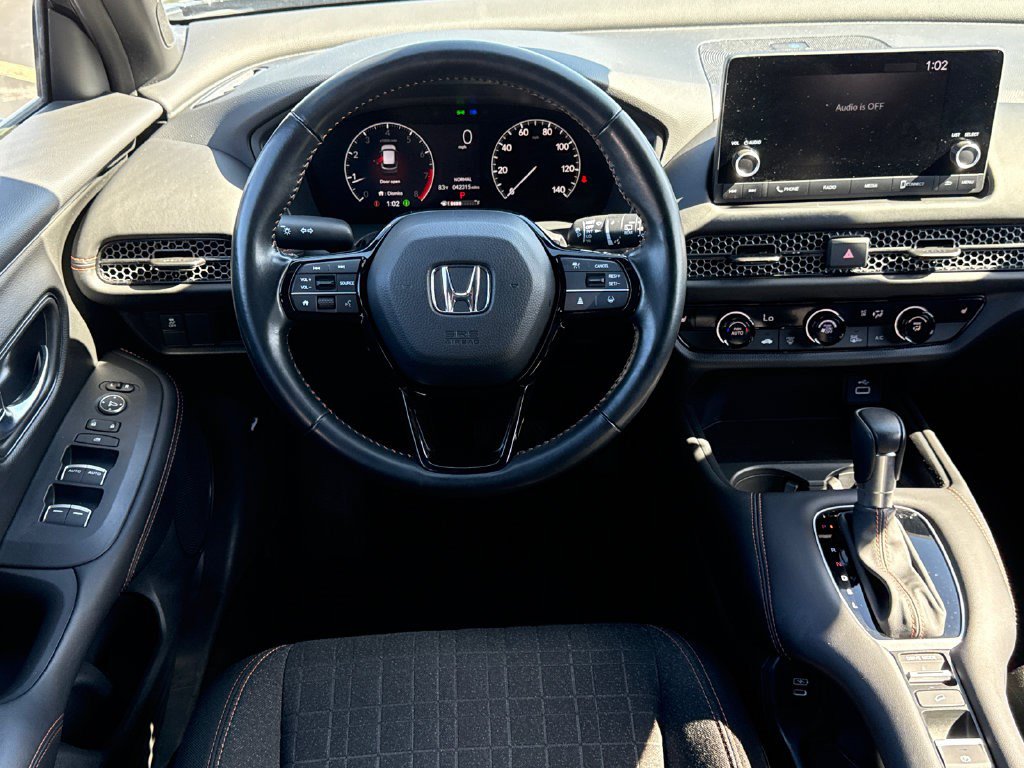 Used 2025 Honda HR-V Sport image 17