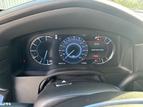 Used 2019 Cadillac Escalade ESV Platinum image 18