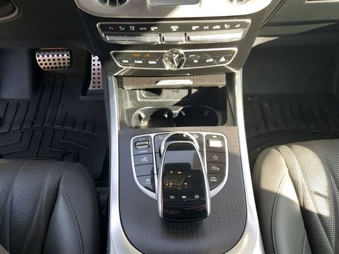 Used 2022 Mercedes-Benz G 550 image 36