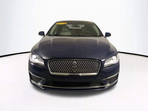 Used 2018 Lincoln MKZ Reserve image 3