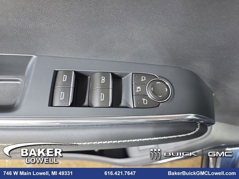 New 2026 GMC Acadia Denali image 32