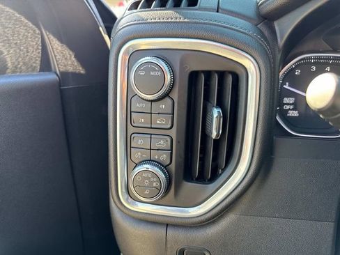 Used 2021 GMC Sierra 1500 SLT image 25