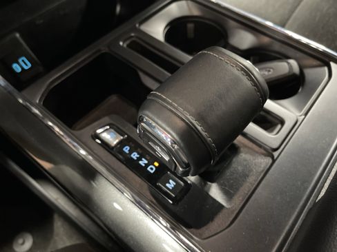 Used 2022 Ford F150 XLT w/ Equipment Group 302A High image 26