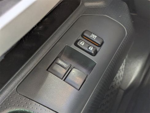 Used 2014 Toyota FJ Cruiser 4WD w/ Upgrade Package image 23