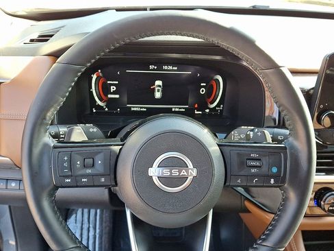 Used 2022 Nissan Pathfinder Platinum w/ Cargo Package image 21