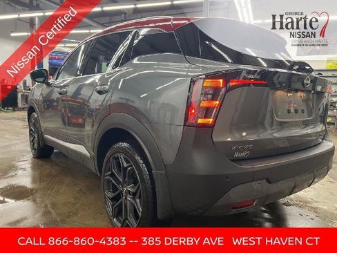 Certified 2025 Nissan Kicks SR image 3