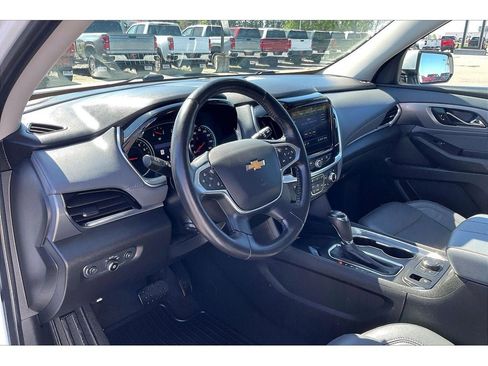 Used 2020 Chevrolet Traverse Premier AWD/4WD image 16