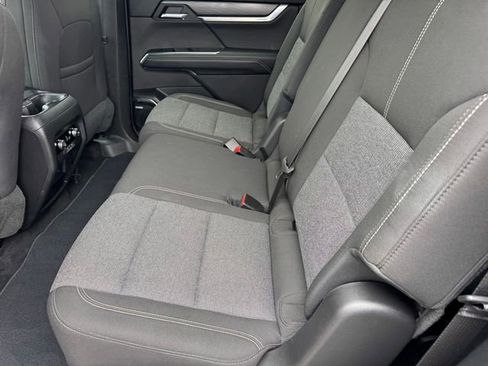 Certified 2025 GMC Acadia Elevation AWD/4WD image 11