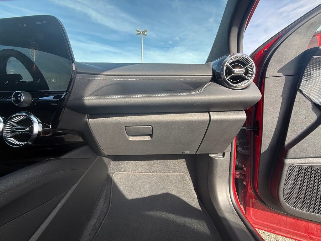 Used 2024 Chevrolet Blazer EV LT AWD/4WD image 31