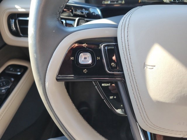 Certified 2023 Lincoln Aviator Reserve w/ Elements Package Plus AWD/4WD image 34