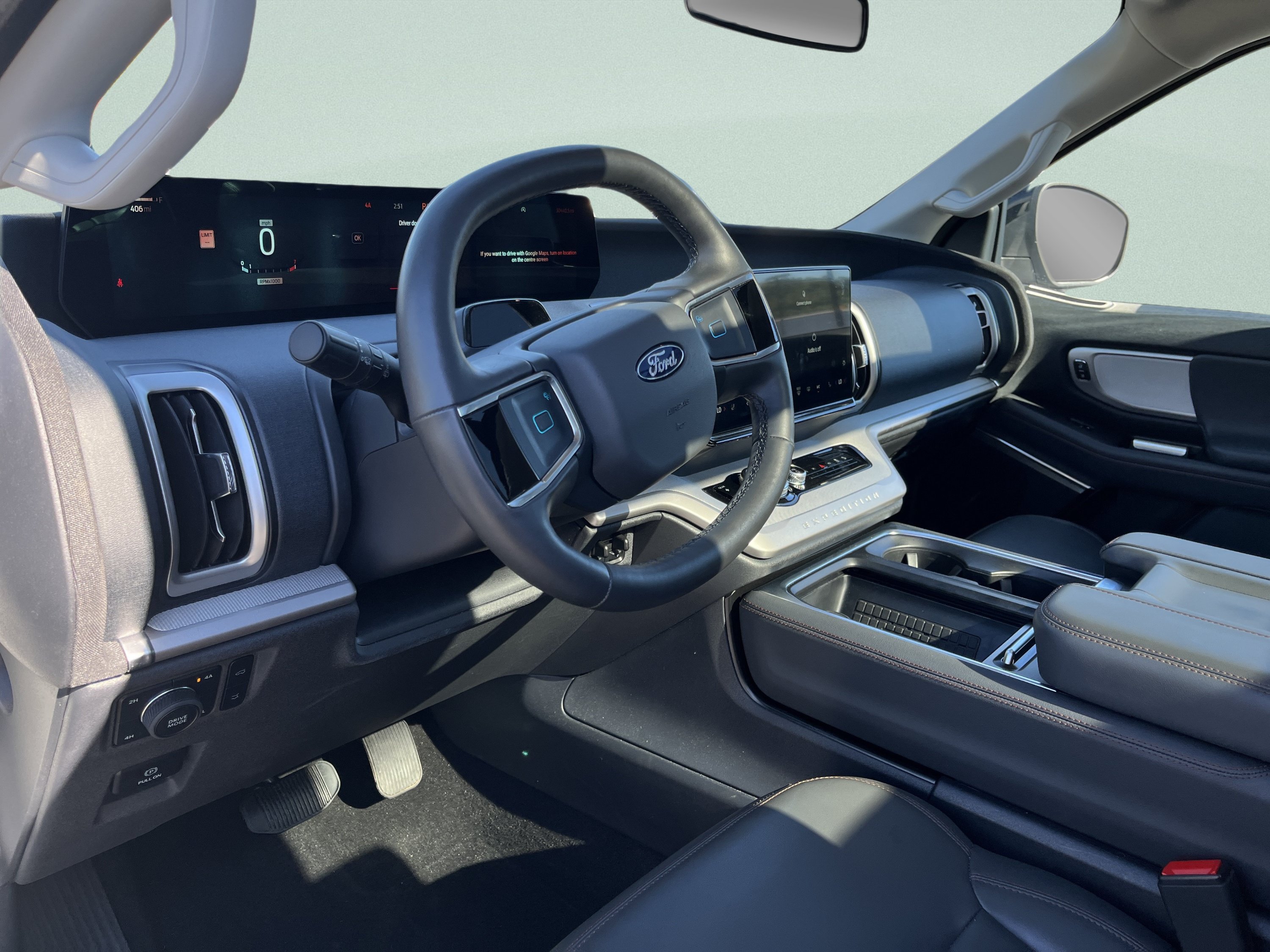 Used 2025 Ford Expedition Active AWD/4WD image 16