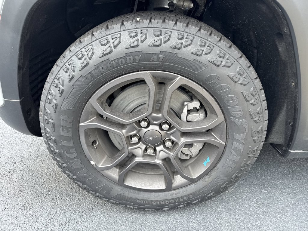 New 2024 Jeep Grand Cherokee Trailhawk AWD/4WD image 17