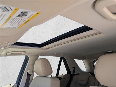 Used 2018 Mercedes-Benz GLE 350 image 16